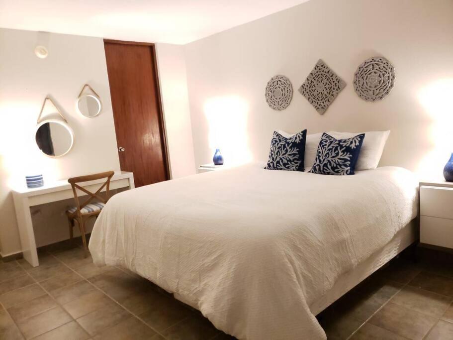 1St Level Unit Steps To Beach- Cold Air Conditioner At Poza Del Mar Luquillo Exteriör bild