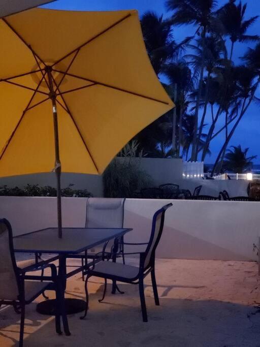 1St Level Unit Steps To Beach- Cold Air Conditioner At Poza Del Mar Luquillo Exteriör bild