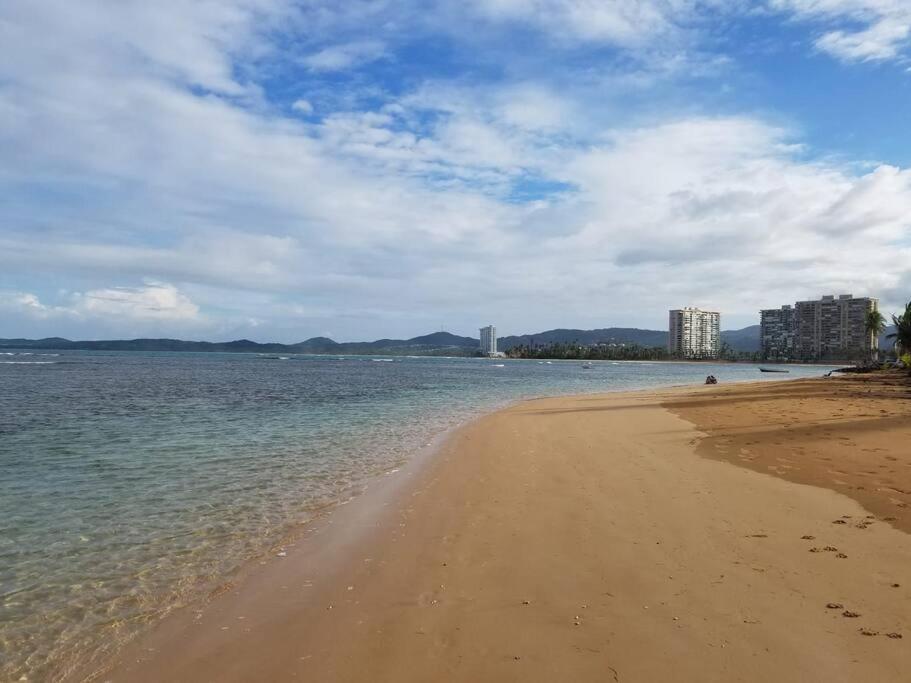 1St Level Unit Steps To Beach- Cold Air Conditioner At Poza Del Mar Luquillo Exteriör bild